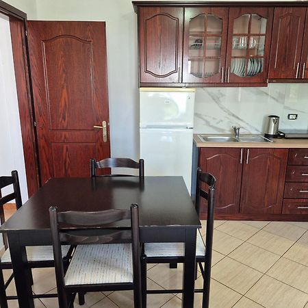 Vita Apartment - Spacious Garden And Balcony 5 Min To Beach & Center Ksamil Exteriör bild