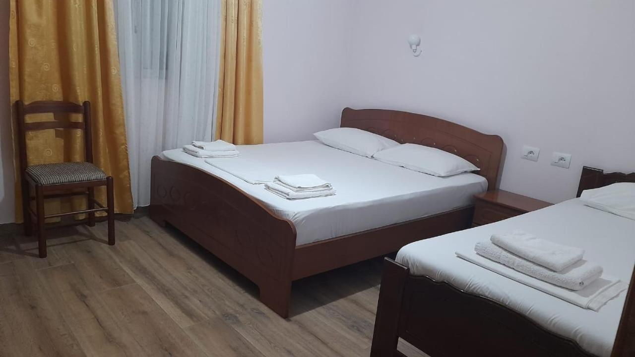 Vita Apartment - Spacious Garden And Balcony 5 Min To Beach & Center Ksamil Exteriör bild