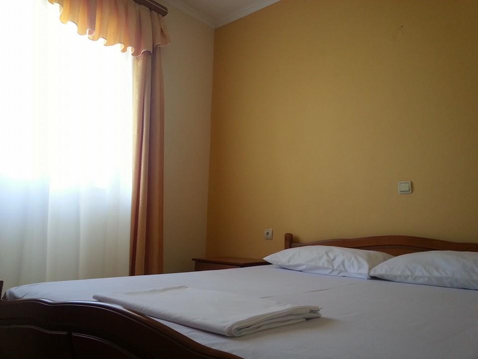 Vita Apartment - Spacious Garden And Balcony 5 Min To Beach & Center Ksamil Exteriör bild